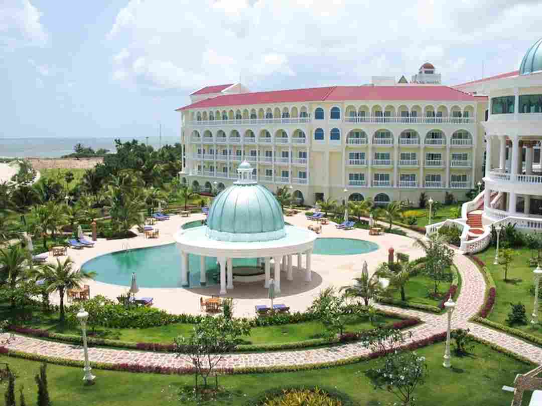 Koh Kong Casino hùng vĩ từ bên ngoài