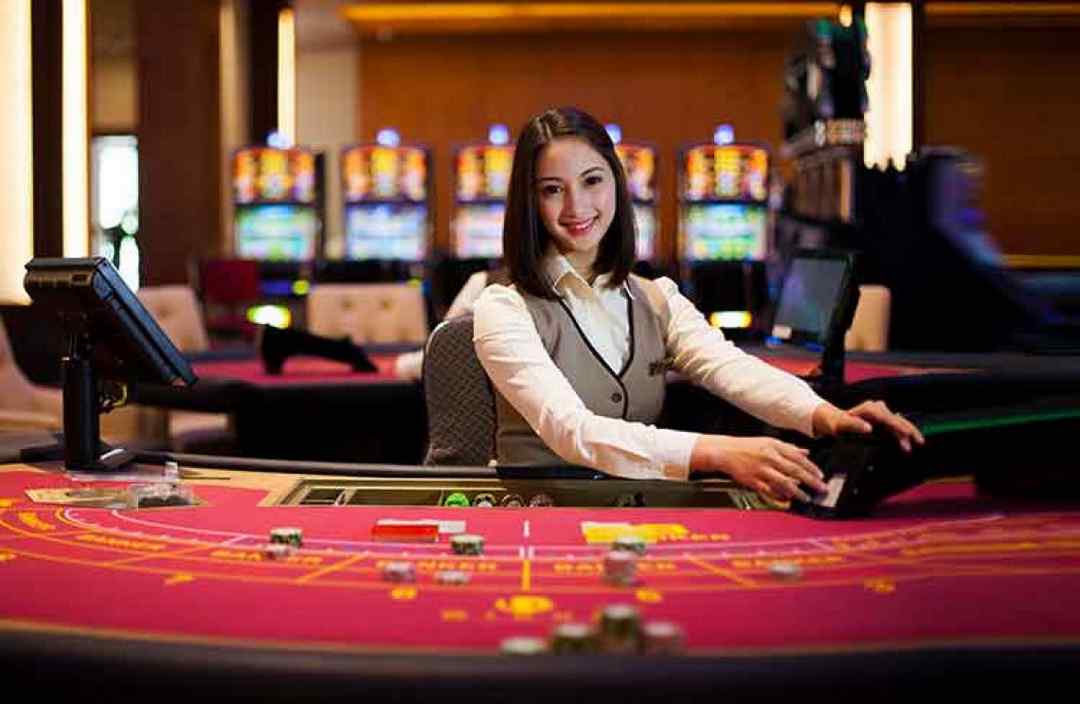 Nhân viên tại Tropicana Resort & Casino thân thiện