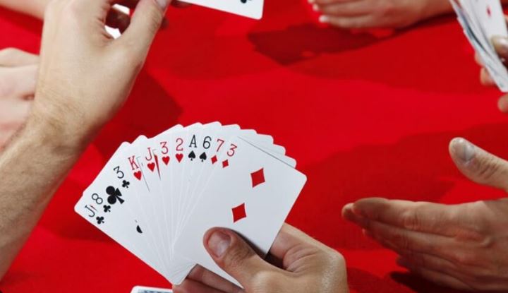 Tiến lên Miền Nam Có Thối 2 Không? Bí Kíp Tránh Cầm 2 Khóc Thầm 4 Thoi-2-Trong-Tien-len-Mien-Nam