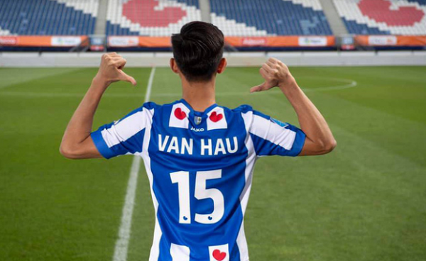clb-ha-noi-tiet-lo-muc-luong-khung-van-hau-nhan-tu-heerenveen-1