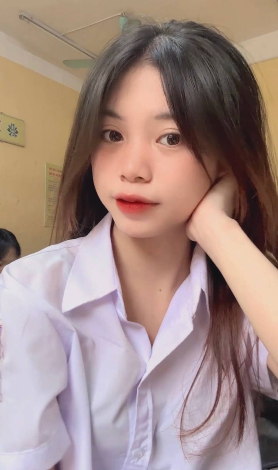 Hình Bé Quỳnh FF mới nhát