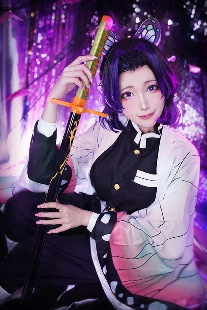Hình Kochou Shinobu cosplay đáng yêu