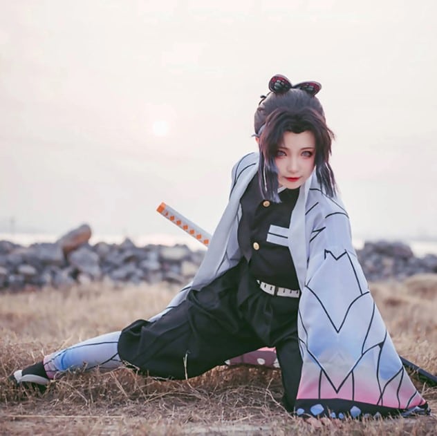 Hình Kochou Shinobu cosplay ngầu lòi