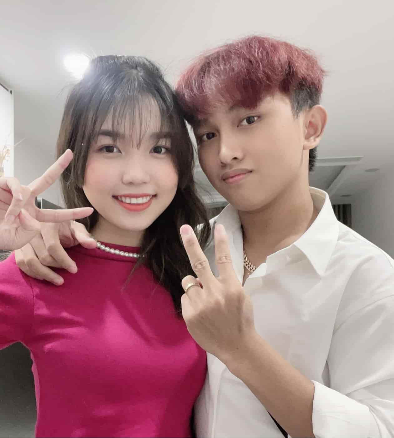 Hình cena ff và tuyền xu dễ thương